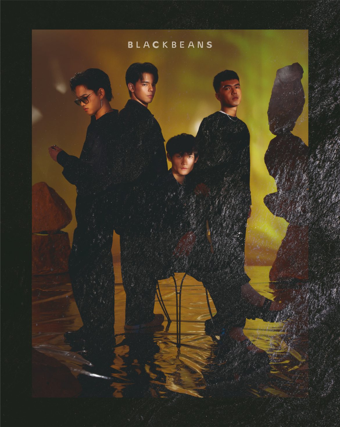 BLACKBEANS เปิดตัวซิงเกิลใหม่ “Away” เพลงร็อกเพลงแรกของวง  เตรียมความพร้อมให้กับแฟนเพลง ก่อนเจอสไตล์ใหม่ ๆ ของพวกเขาในอัลบั้ม BLACKBEANS